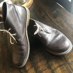 UGG Leather Chukka Boot Men’s 10