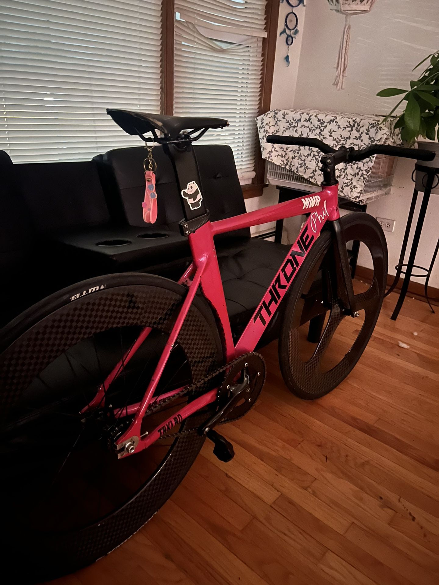 Throne tracklord frameset