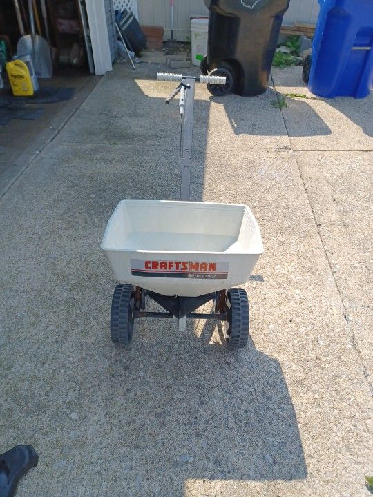 Craftsman Seed Spreader