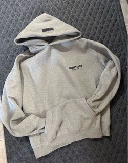 Essential sweater light oat size large