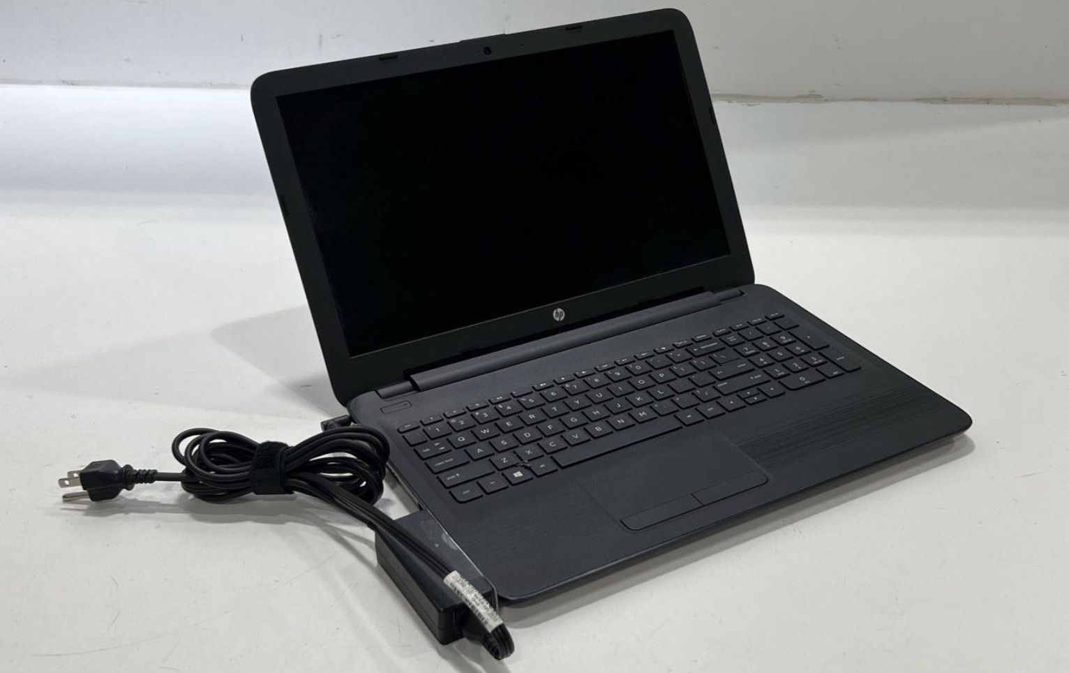 HP 15-ba079dx AMDA10 TOUCH 2TB SSD 16GB RAM WINDOWS 11 PRO OFFICE 2024