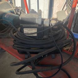 Central Pneumatic Air Compressor