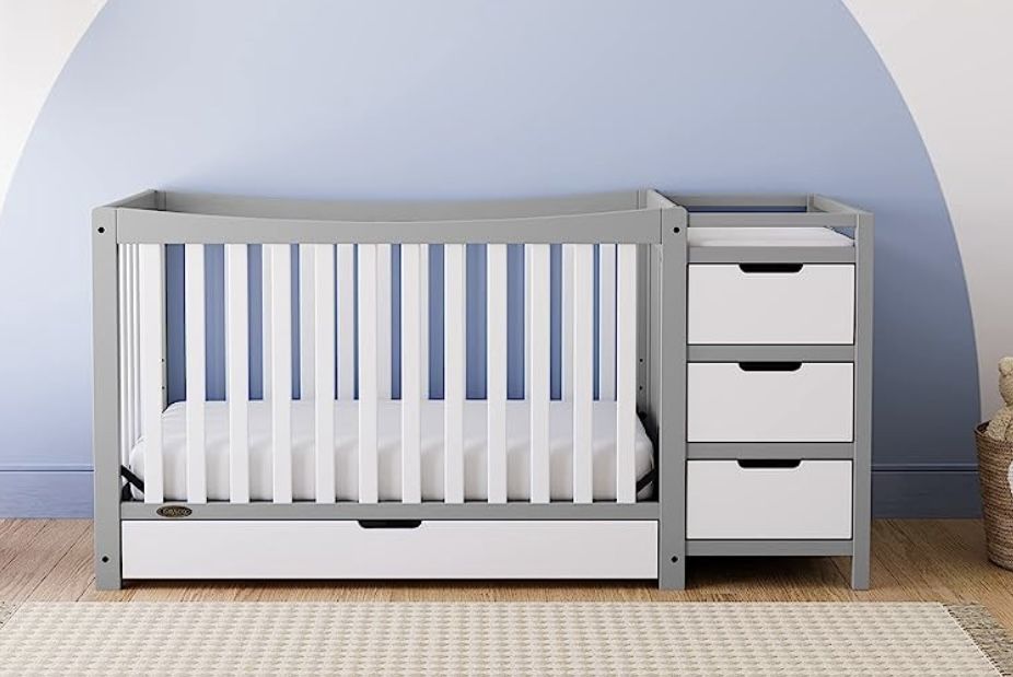 Graco Remi 4-In-1 Convertible Crib &  Changer