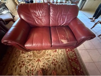Burgundy Sofa Set 2pc (PICK UP ASAP)