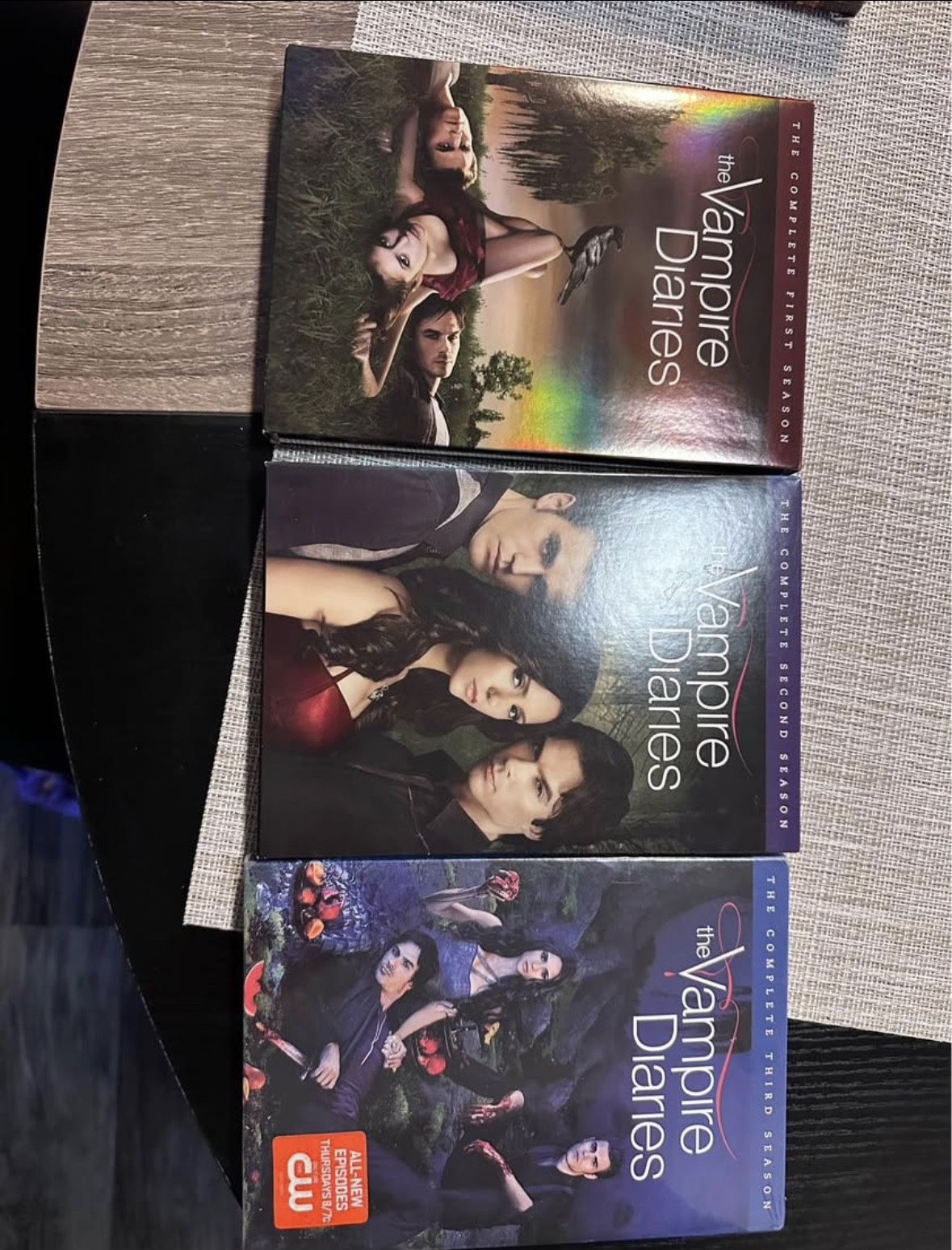 Vampire diaries Seasons 1-3