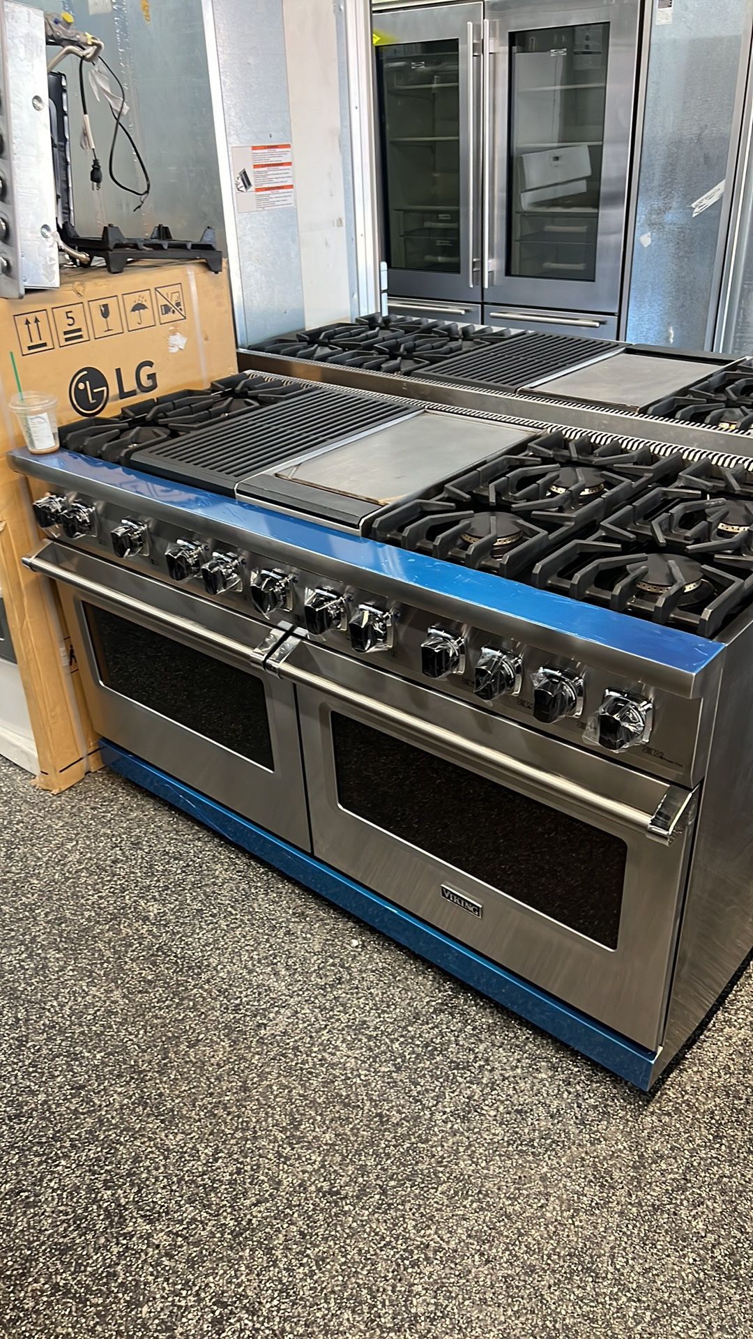 Viking 5 Series 60 Inch DUAL FUEL RANGE TRU CONVECTION LIKE NEW