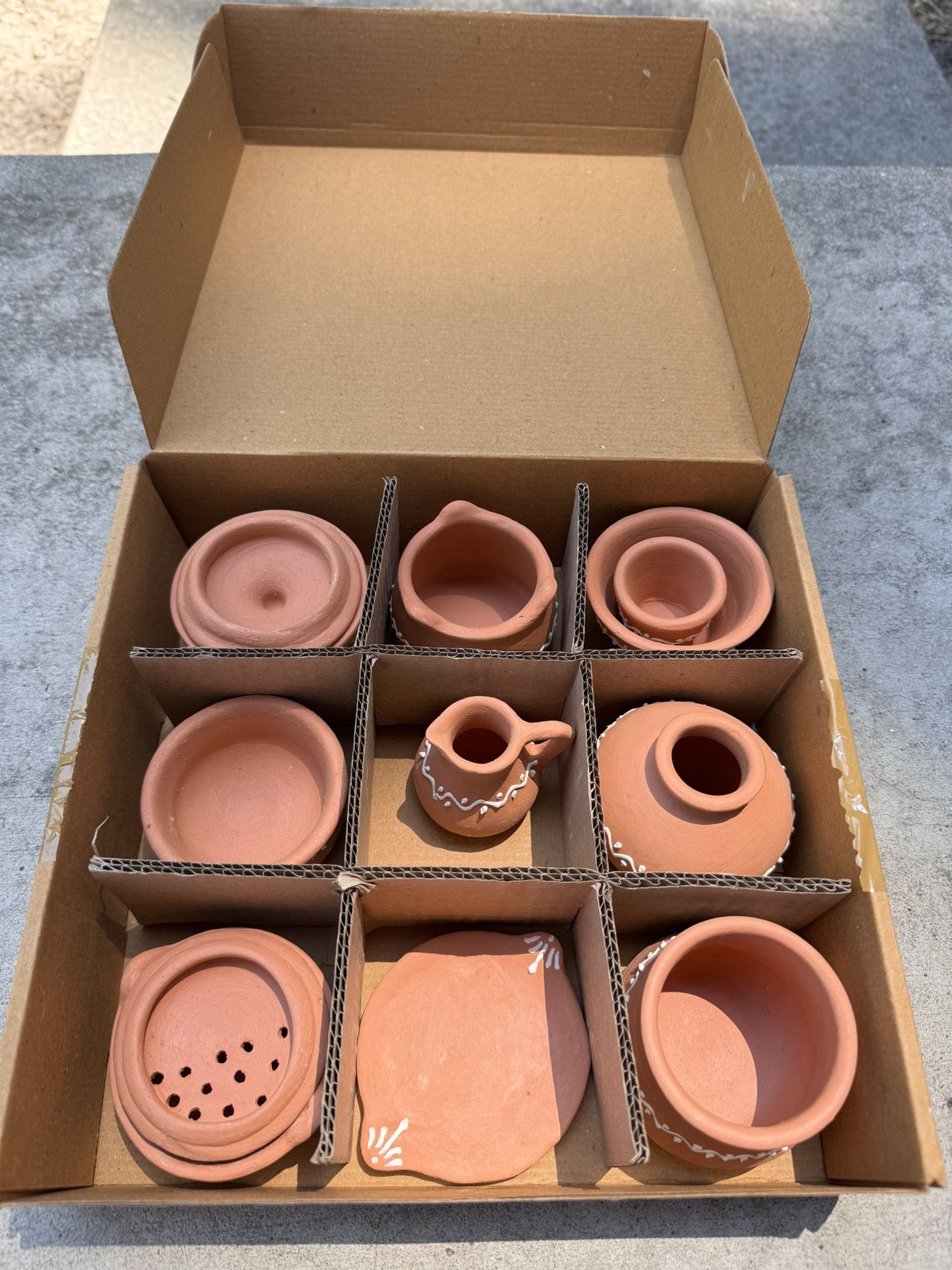 Miniature Terracota Kitchen Set