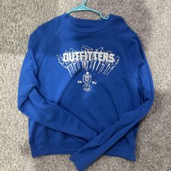 UO Justin Graphic Print Shrunken Crew Neck Sweatshirt