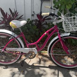 Schwinn Bicycle plus basket 