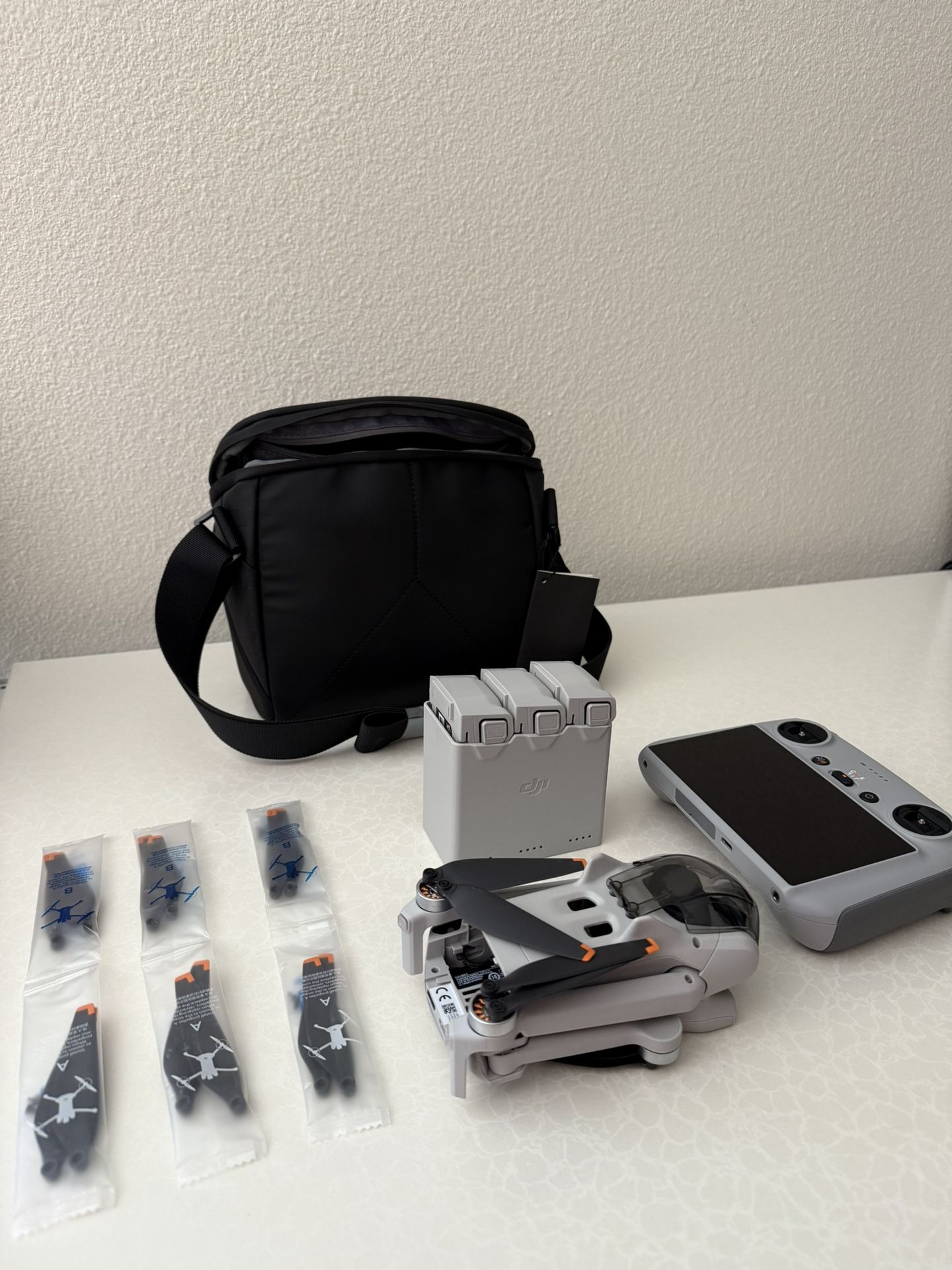 Brand New DJI Mini 3 Pro - Fly More Bundle