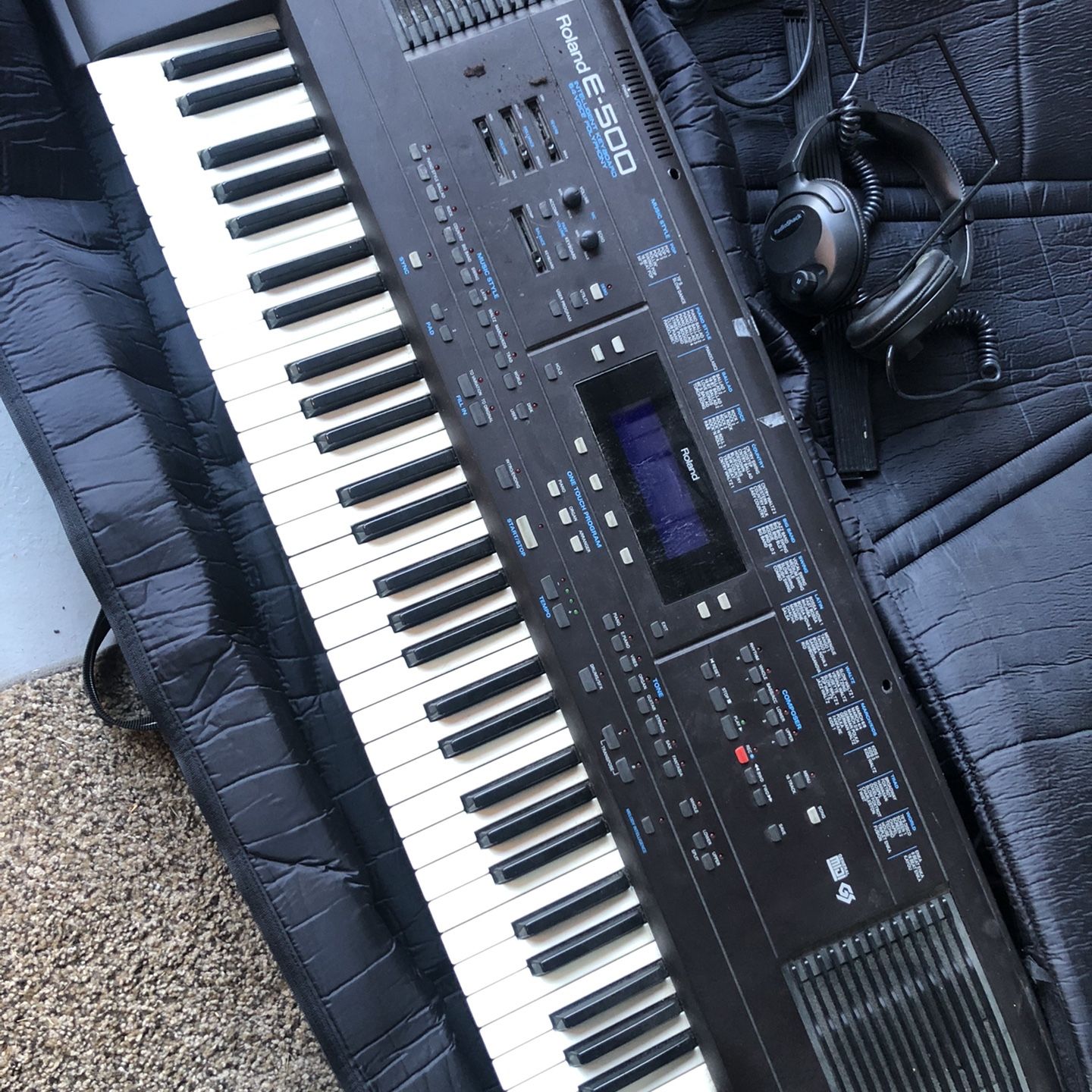 Roland e500 keyboard price sale