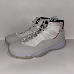 Jordan 11 Platinum Tint