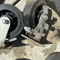 Snap-on heavy-duty swivel casters