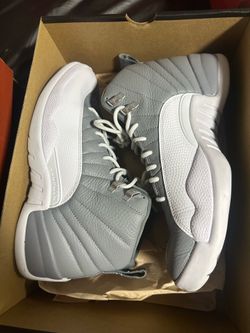 Air Jordan 12 Retro Stealth 9.5
