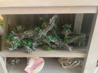Reptile Terrarium Driftwood Decor with Fake Plants
