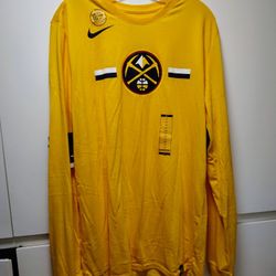 NWT Denver Nuggets Shirt