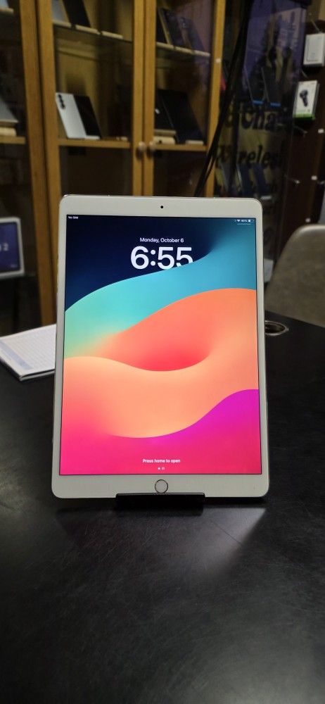 Ipad Pro 10.5 Inch WiFi/Cellular Unlocked 256gb