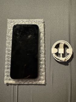 iPhone 11 - 128GB - UNLOCKED! - READ DESCRIPTION!!!!