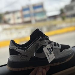 Brand New Travis Scott Size 8 