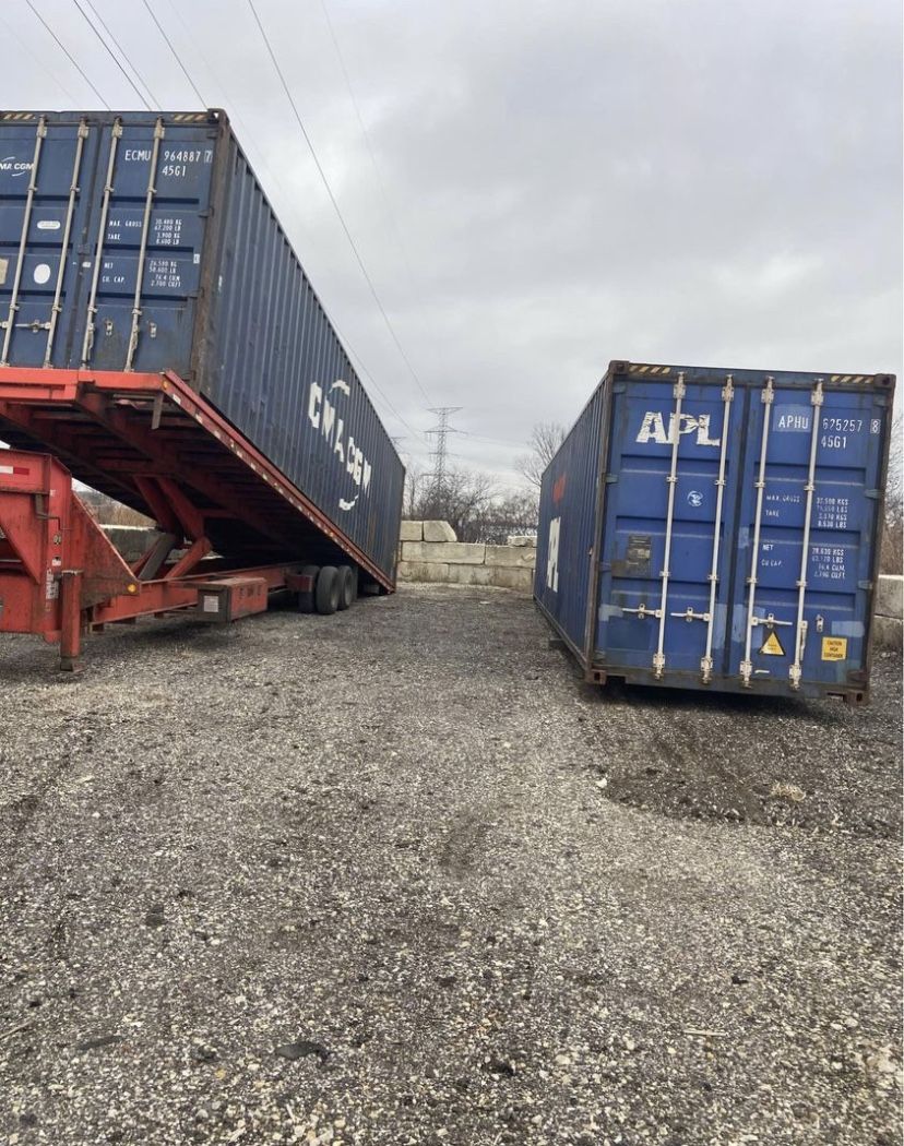 SHIPPING / STORAGE CONTAINERS W/ DELIVERY 20,40,40 HC .BUY/SELL. Financing & Lease Available!