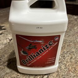 NEW Brillianize Acrylic Glass Cleaner And Polish Gallon 