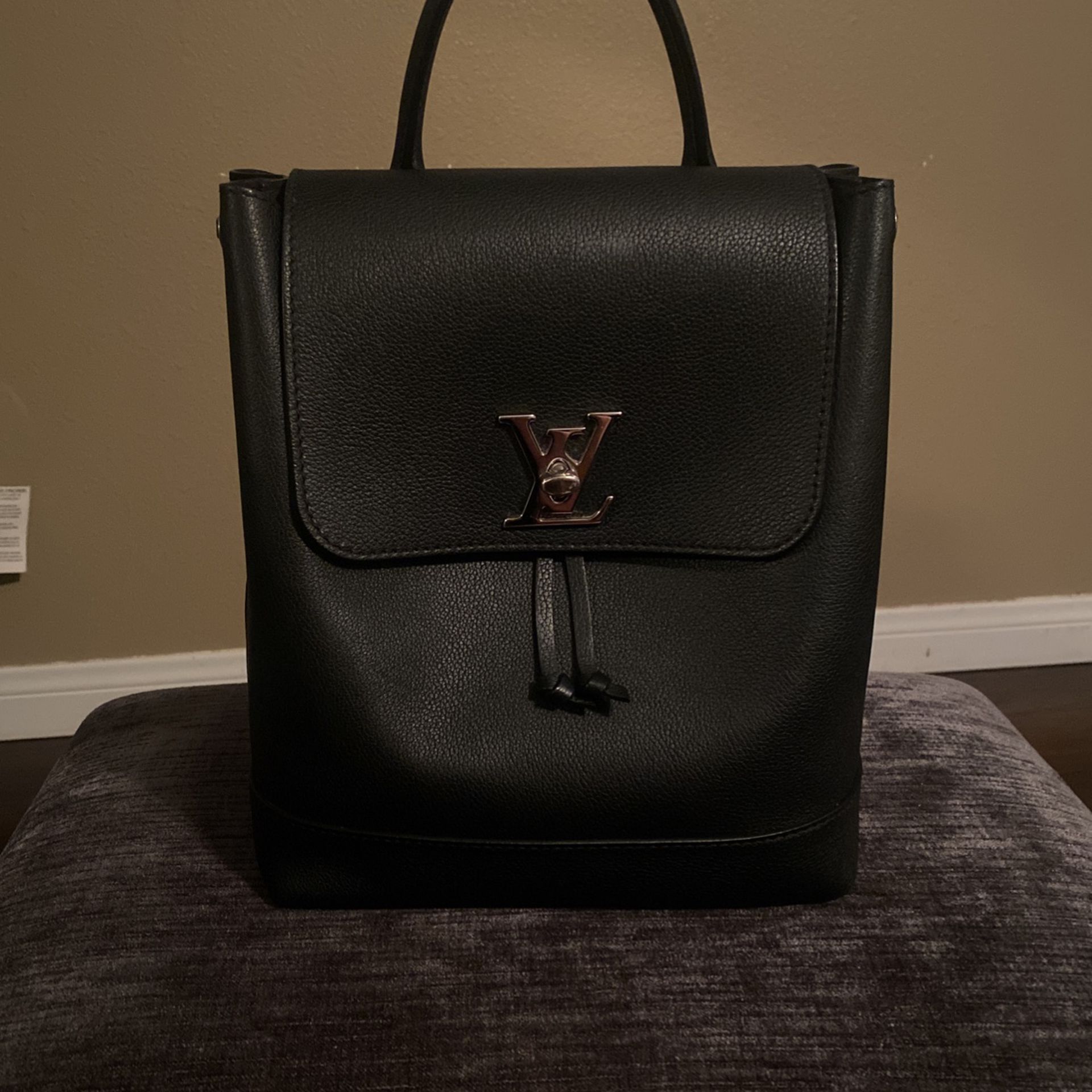 Black Authentic Louis Vuitton Backpack for Sale in Canyon Country, CA -  OfferUp