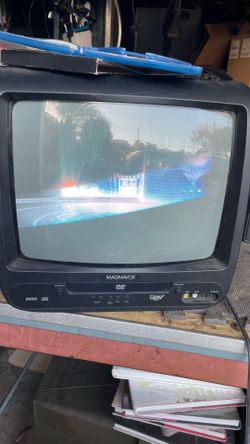 Magnavox CD130MW9 13" CRT TV/DVD Player Retro Gaming Television No Remote TESTED