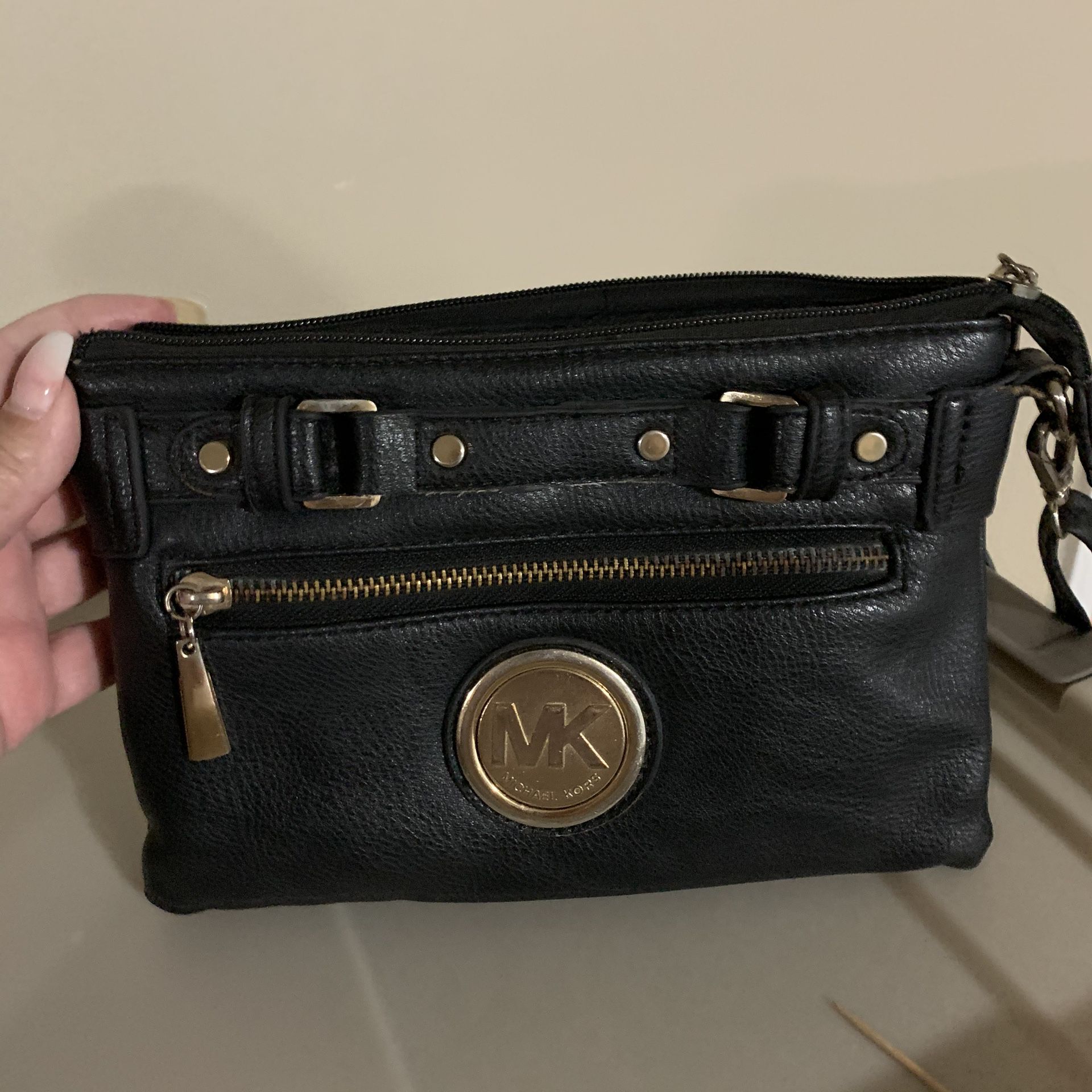 Crossbody Michael Kors black small purse