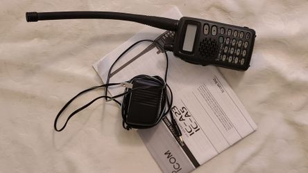 ICOM IC-A23 VHF Air Band Transceiver + Antenna + Manual + DC Plug MISSING CHARGING STATION