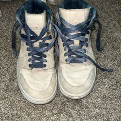 Jordan 1s Size 7 Women’s 