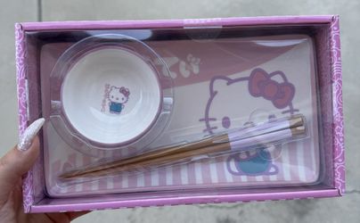 Hello Kitty Ceramic Sushi Plate Set