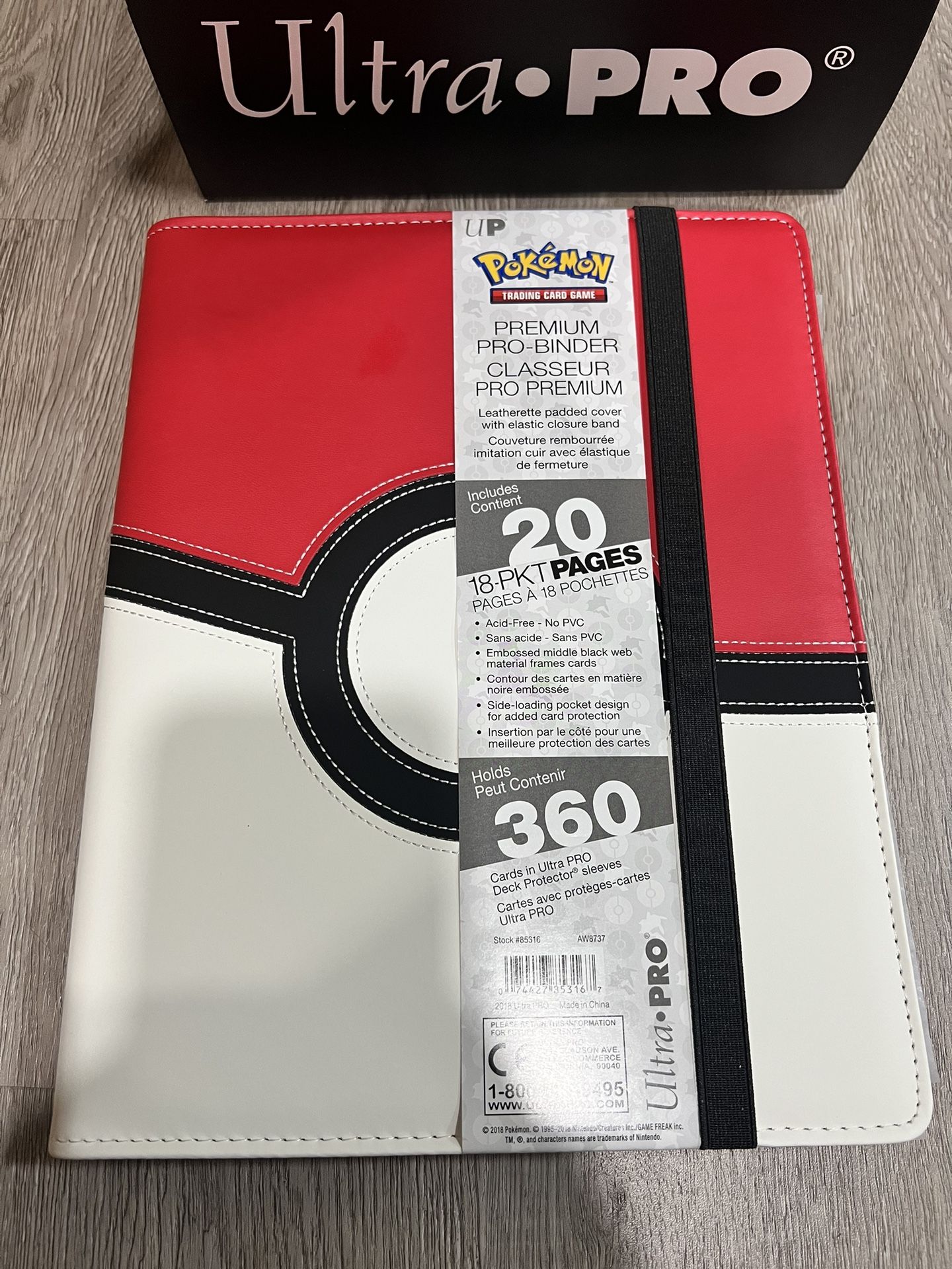 Ultra PRO: 9-Pocket Premium PRO-Binder - Pokemon (Poke Ball)