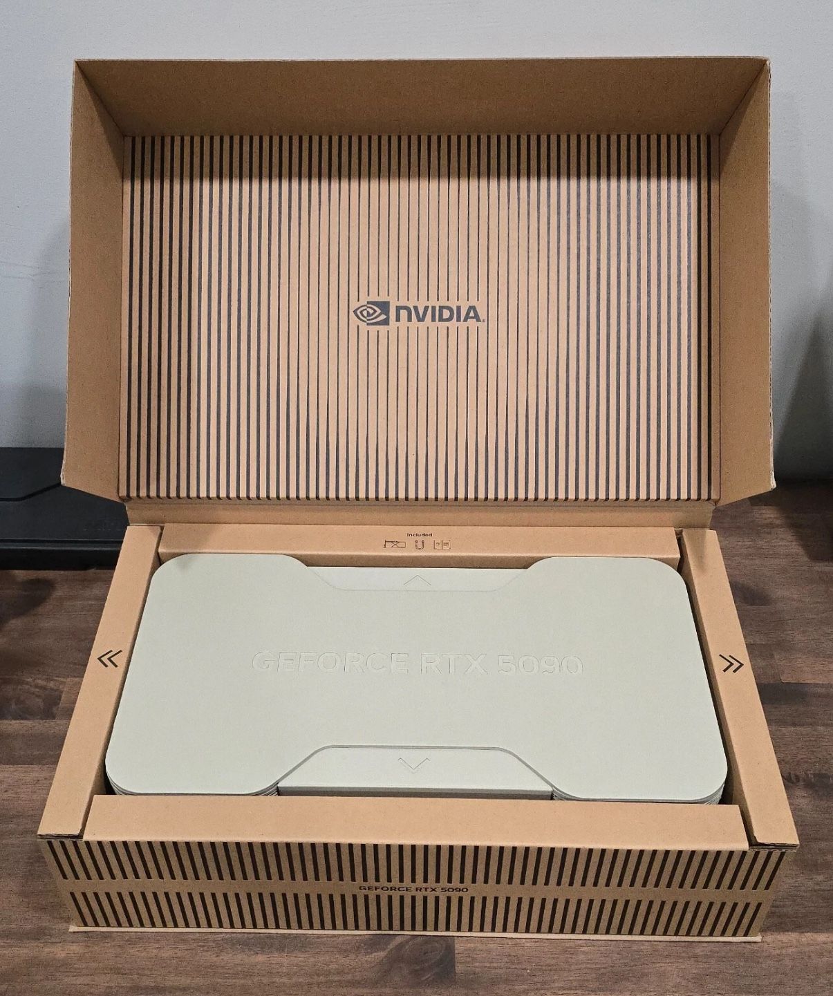 NVIDIA GeForce RTX 5090 32GB GDDR7 FE Founders Edition - New