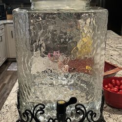 4.75 Gallon Drink Dispensers 
