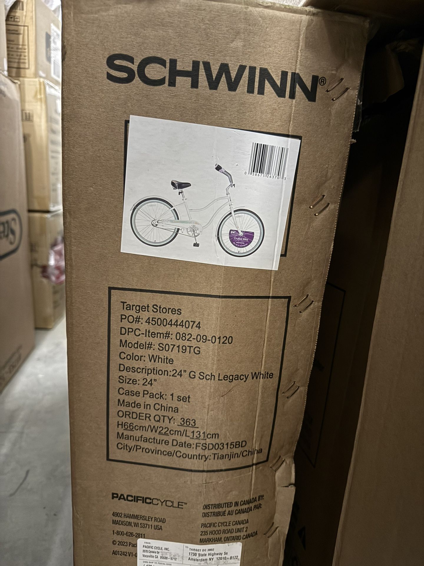 Schwinn Legacy White Cruiser Bike – Brand New in Box 🚲