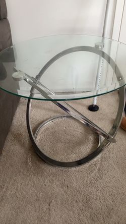 2 end tables and a coffee table