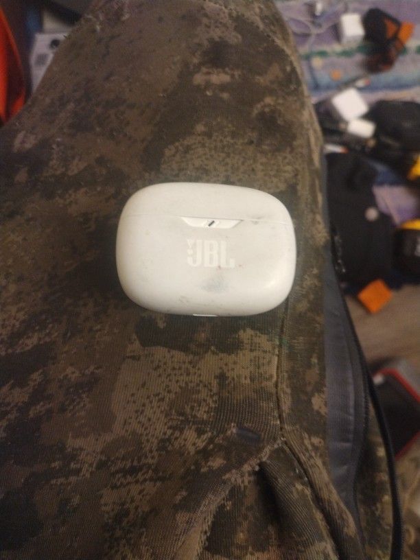 JBL Tune Buds Noise Cancelling Wireless In-Ear Earbuds