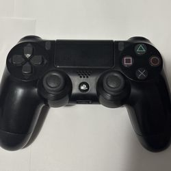 PS4 Controller