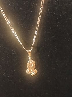 Gold Pendant With Chain 18k Gold Plated $30firm 