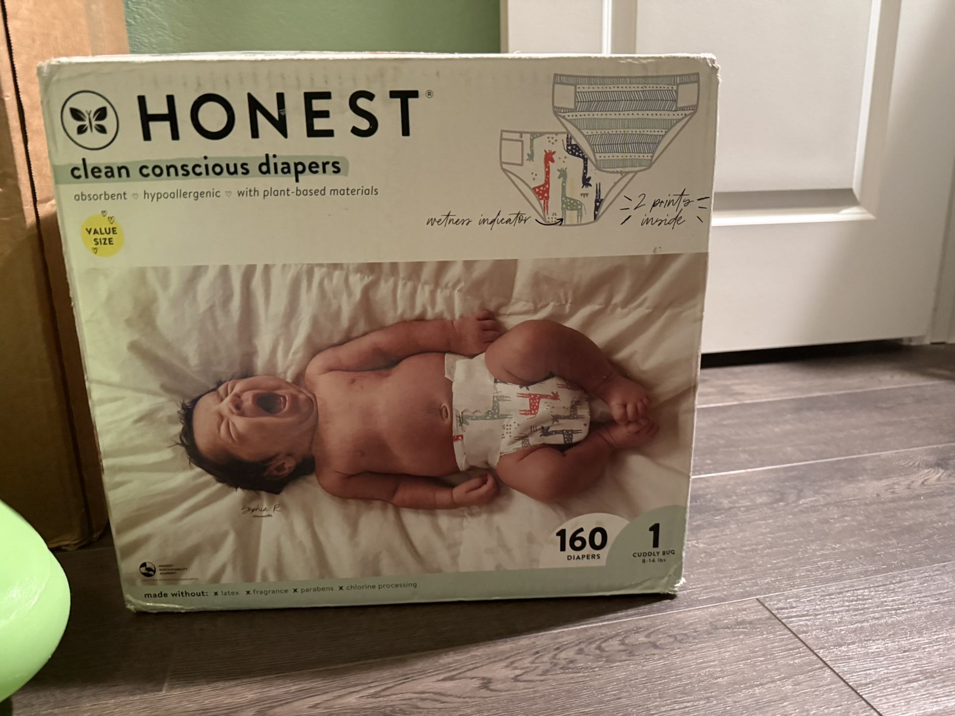 Brand New Box of The Honest Company Diapers, Sz 1, 160 Ct