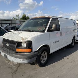 2008 CHEVY EXPRESS IN FOR PARTS!