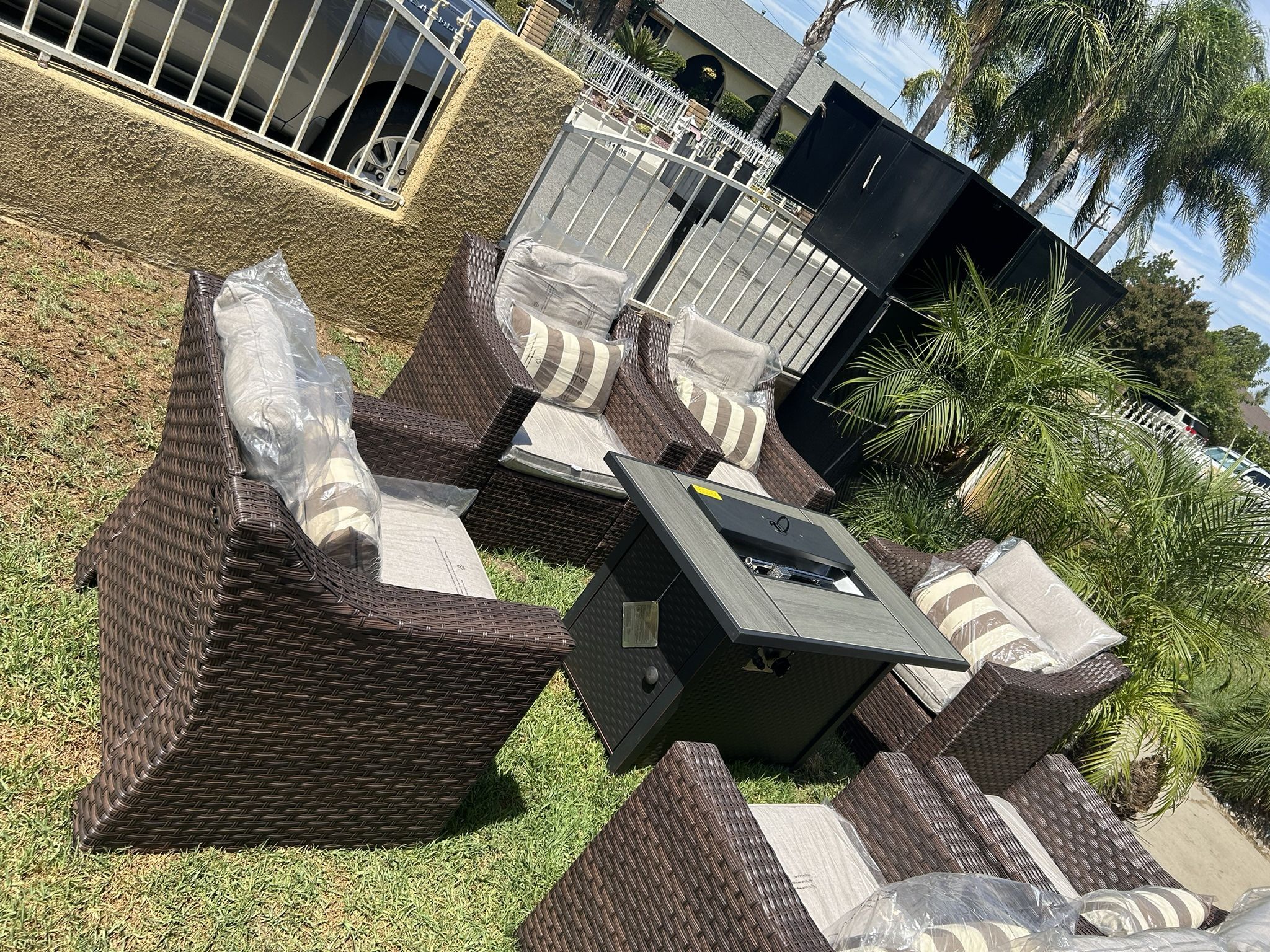 Patio Set Outdoor New In The Box 