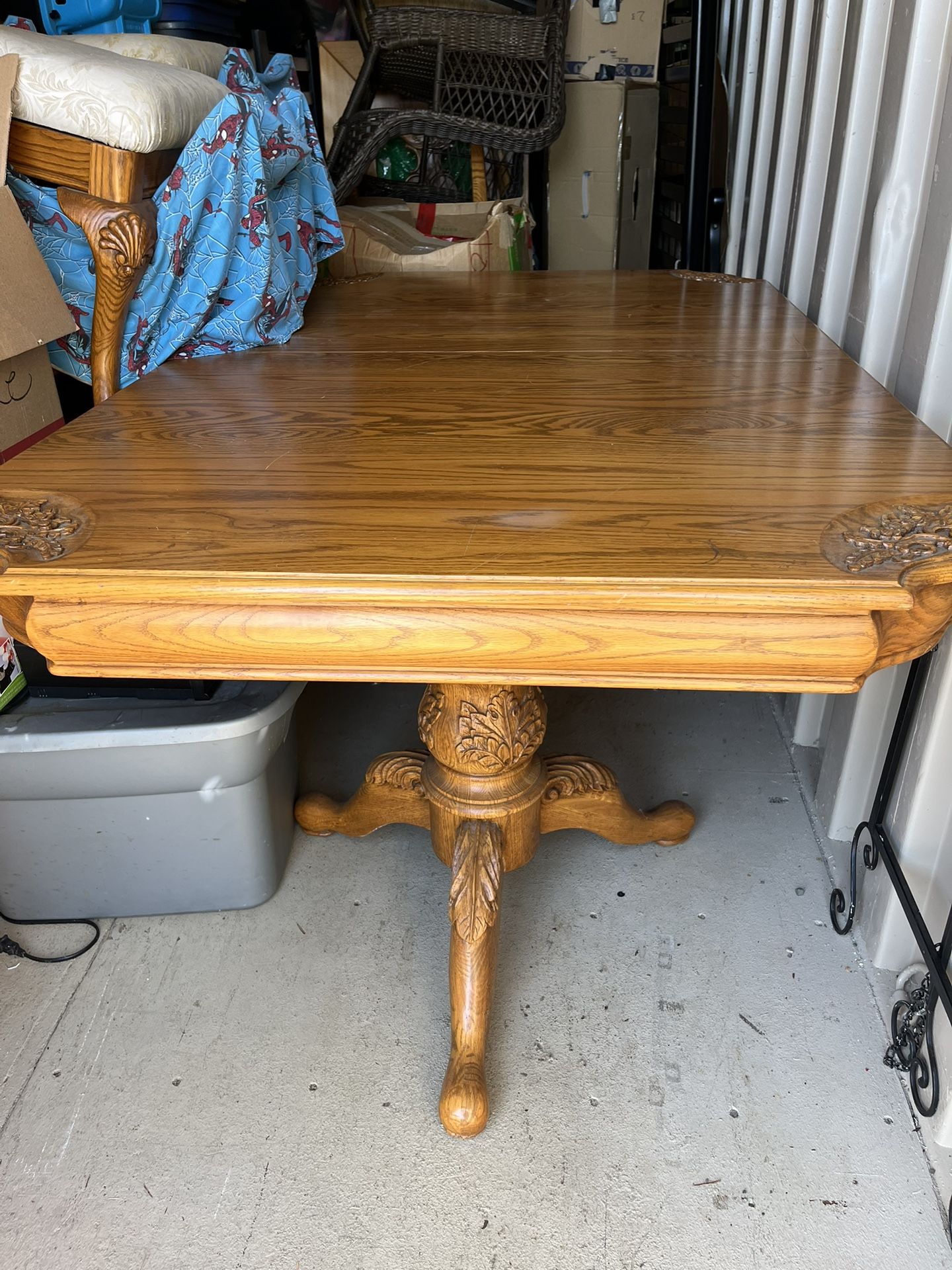 Dining Table With Leaf And 6 Chairs