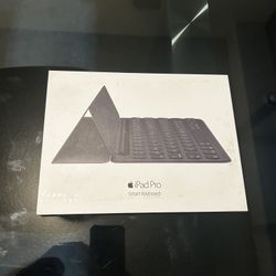 Apple iPad keyboard