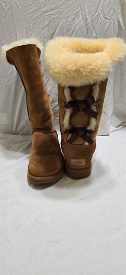 Ugg boots size 8