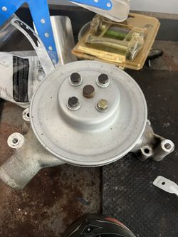 Edelbrock Victor Jr Aluminum Water Pump BBC