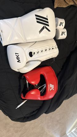 MK1 BOXING GLOVES 16oz