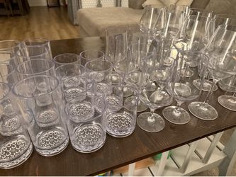 Poolside Reusable Plastic Cups/Wine Glasses - 40 pcs