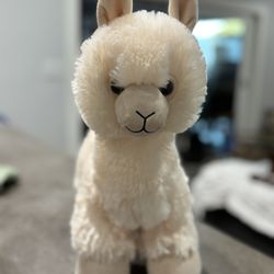 New Alpaca Build A Bear Soft & Fluffy $20 Makes A GREAT gift