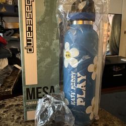 Katy Perry Play Water Bottle